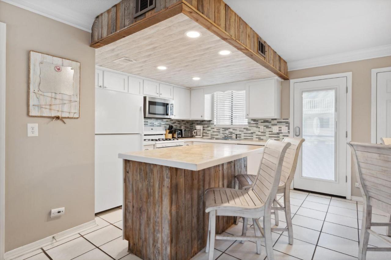 Gulf Highlands 106 Apartment Panama City Beach